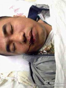 La victime:Cet homme a été tué par l'officier des Chengguan pour avoir tenté de prendre des photos de leur  violence sur  une vendeuse de rue.