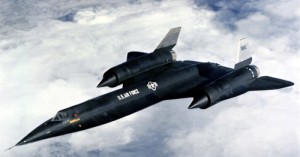 L’A-12 Oxcart est également un appareil conçu pour des vitesses et altitudes extrêmes. La CIA a eu recours à cet avion pour des missions impliquant Cuba et l’URSS. L’A-12 n’a cependant pas servi longtemps à la CIA, ses missions n’ont duré que de 1963 à 1968. Après son retrait du service, il fut remplacé par un autre appareil.