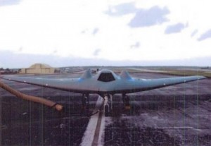 Le RQ-170 Sentinel est un appareil de reconnaissance sans pilote conçu par Lockheed-Martin. Très peu d’informations ont été publiées sur sa conception et ses fonctionnalités. On spécule qu’il est utilisé par l’armée de l’air américaine et la CIA. 